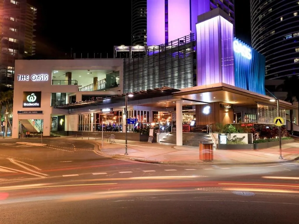 2 Bedroom Ocean-Viewing Apartment Gold Coast